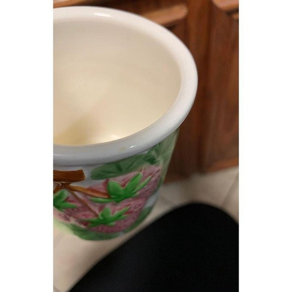 Fruit de Jour by Shafford 1987 strawberr - Picture 5 of 5